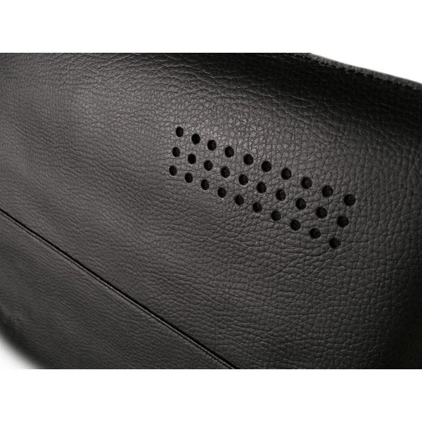 Civilian Pro Manila-15 Leather Laptop Sleeve For MacBook Pro 15" Black 5 Civilian Pro Manila-15 Leather Laptop Sleeve For MacBook Pro 15" Black - Image 3
