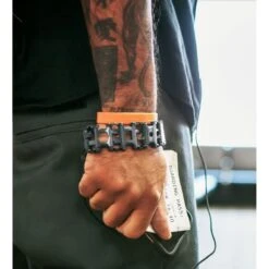 Leatherman Tread Metric Bracelet Black -Camp Furnish Sales Store leatherman TREAD BLACK ALL 8